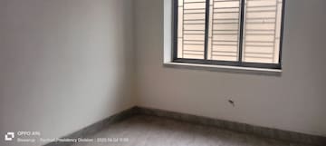 Room in 3 BHK Builder Floor at Agarpara – for Sale