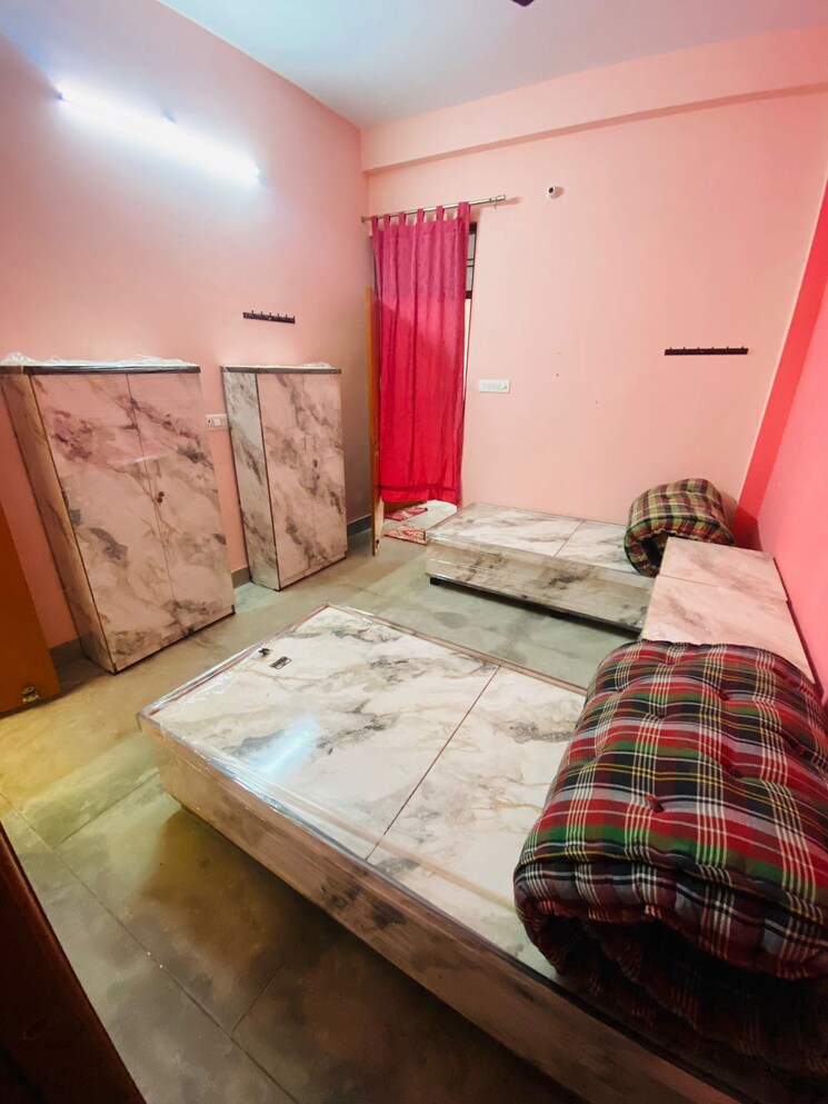 Room, gomti nagar Pg For Girls In Gomti Nagar 8769222