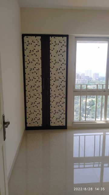 2 BHK Apartment For Rent in Vijay Orovia, Ghodbunder Road