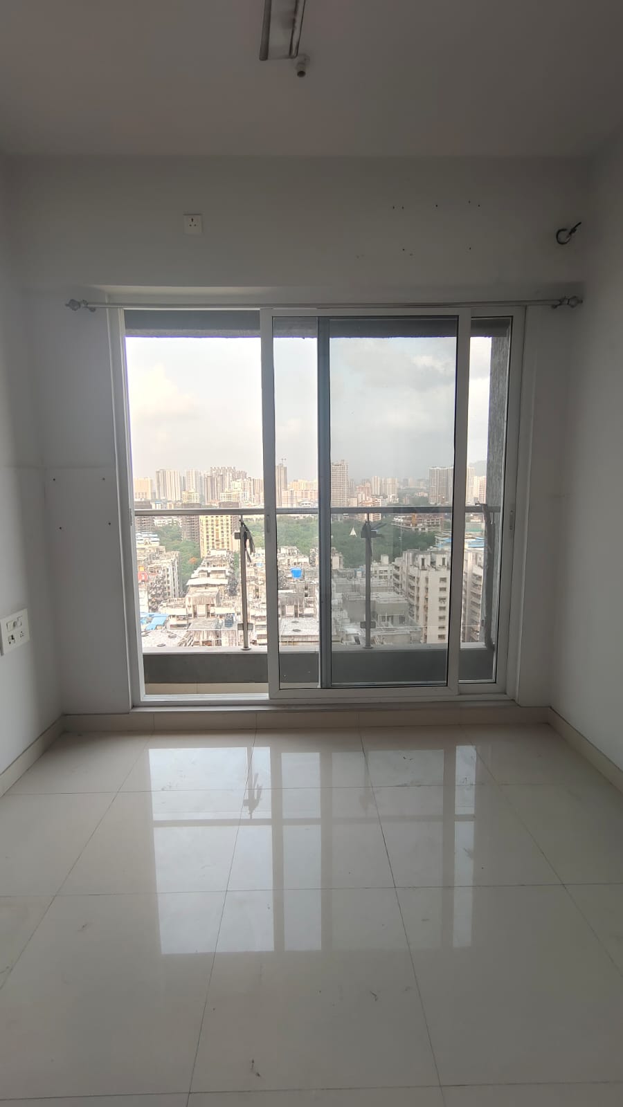 4 BHK Apartment For Rent in Acme Ozone