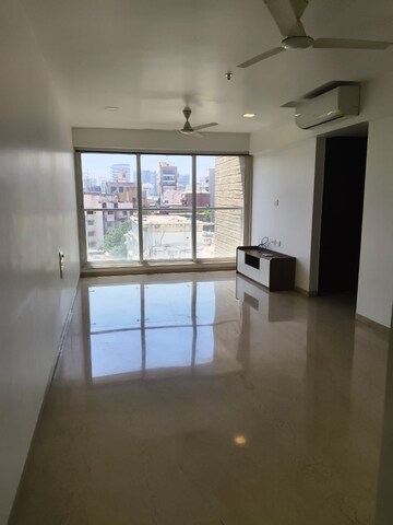 Room in 2 BHK Apartment at Paradigm Nivan, Khar West – for Sale