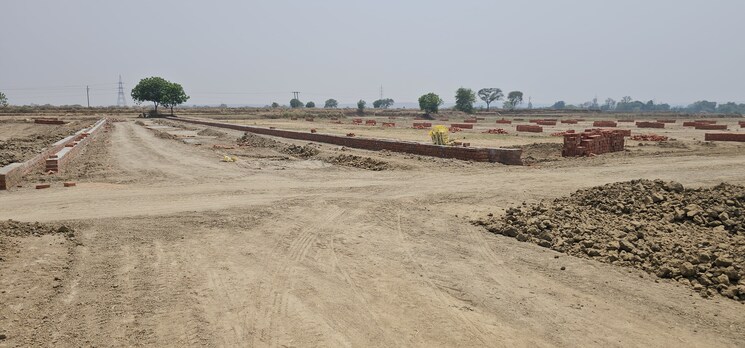 undefined, chunar  1000 Sq.Yd. Plot In Chunar Mirzapur 8769339