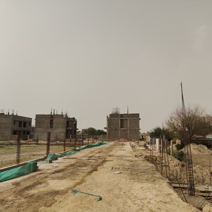  Plot For Sale in Sector 33