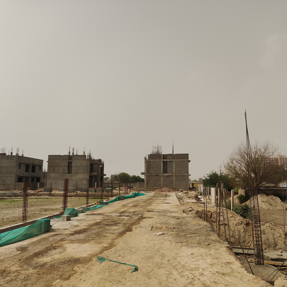 Plot For Sale in Eldeco Amor