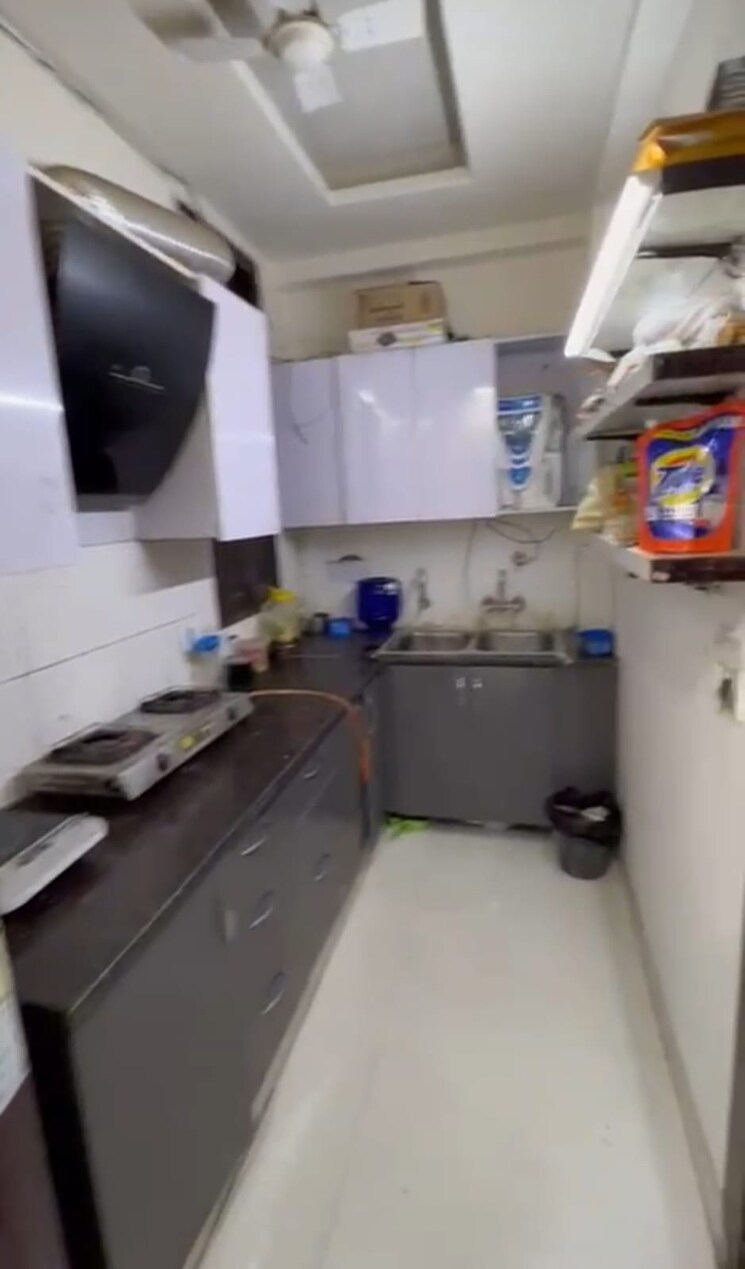 Kitchen, gyan khand i 3 Bedroom 1500 Sq.Ft. Apartment In Gyan Khand I Ghaziabad 8769279