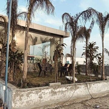  Plot – Exterior View View at Sector 30 Yamuna Expressway - for Sale