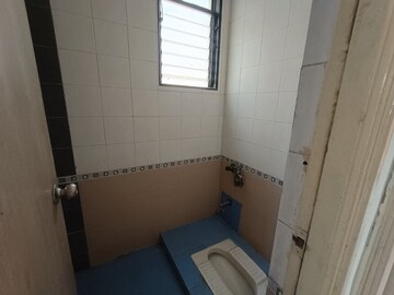 Bathroom in 3 BHK Apartment at Kopar Khairane – for Sale