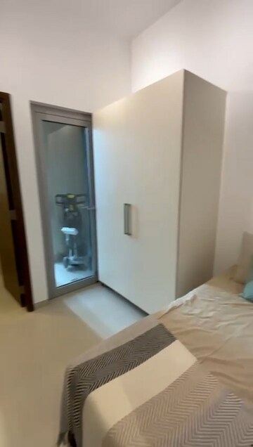 Room in 4 BHK Apartment at Piramal Aranya, Byculla – for Sale