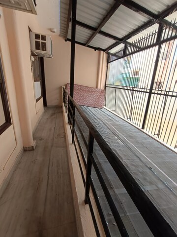 Balcony in 2 BHK Builder Floor at Green Park – for Rent
