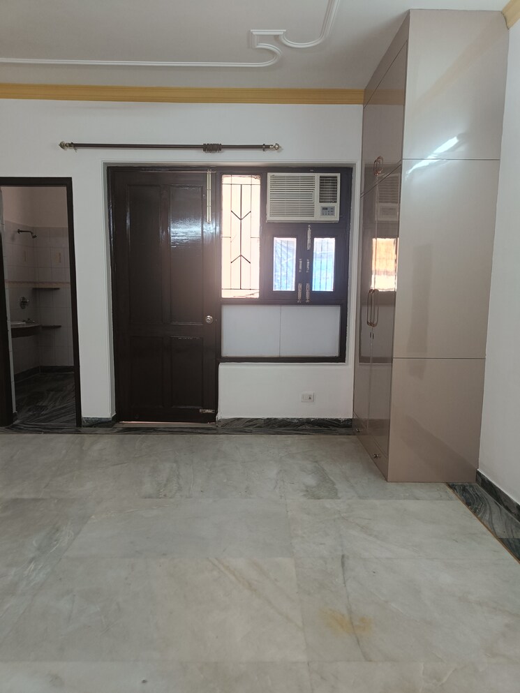 Room, green park 2 Bedroom 1350 Sq.Ft. Builder Floor In Green Park Delhi 8769378