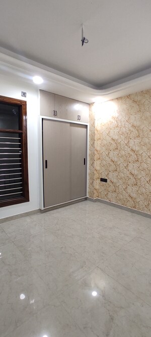 Furnished Amenities in 3 BHK Apartment at RPS Savana, Sector 88 – for Sale