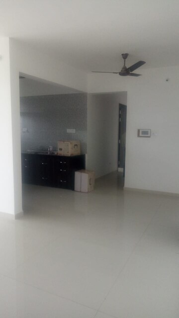 Room in 3 BHK Apartment at Empire Square, Chinchwad – for Rent
