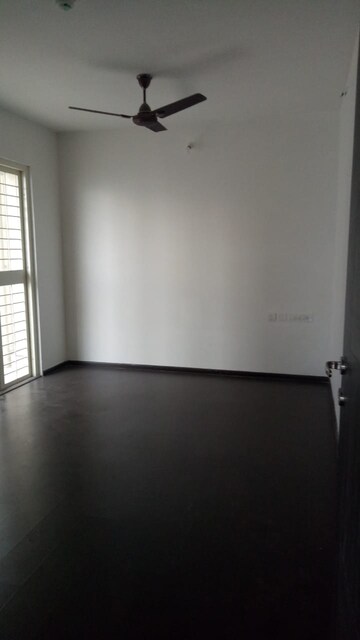 3 BHK Apartment For Rent in Empire Square, Chinchwad
