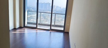 Room in 3 BHK Apartment at Paras Dews, Sector 106 – for Rent