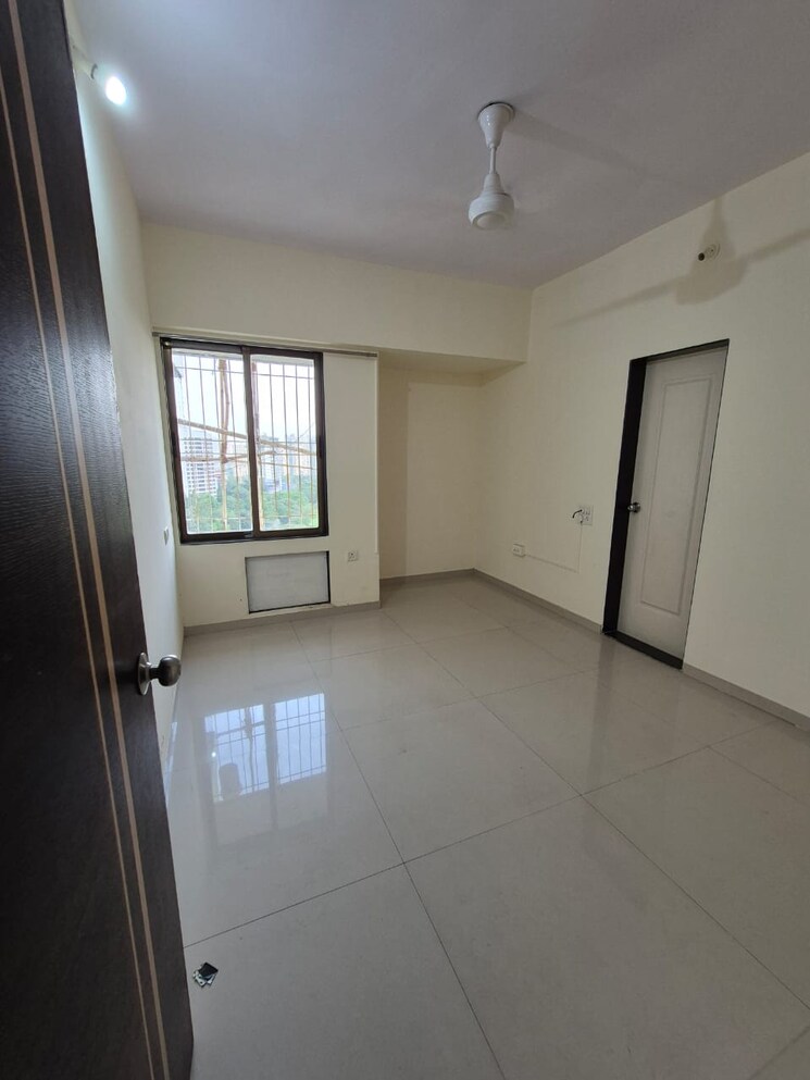 Room, cosmos-horizon-phase-2 3 Bedroom 980 Sq.Ft. Apartment In Pokhran Road No Two Thane 8769420