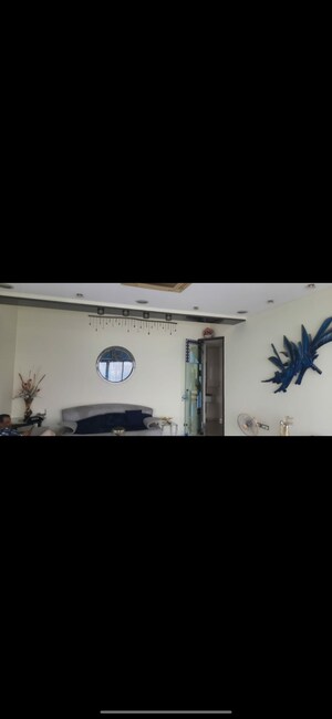 Furnished Amenities in 3 BHK Apartment at Necklace View Apartment, Marine Lines – for Sale