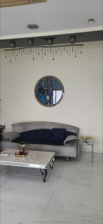 Furnished Amenities in 3 BHK Apartment at Necklace View Apartment, Marine Lines – for Sale