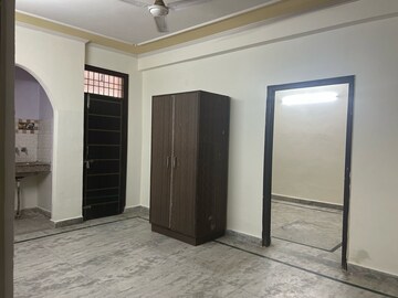 Building Lobby in 1 BHK Builder Floor at Saket – for Rent