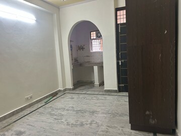 Building Lobby in 1 BHK Builder Floor at Saket – for Rent