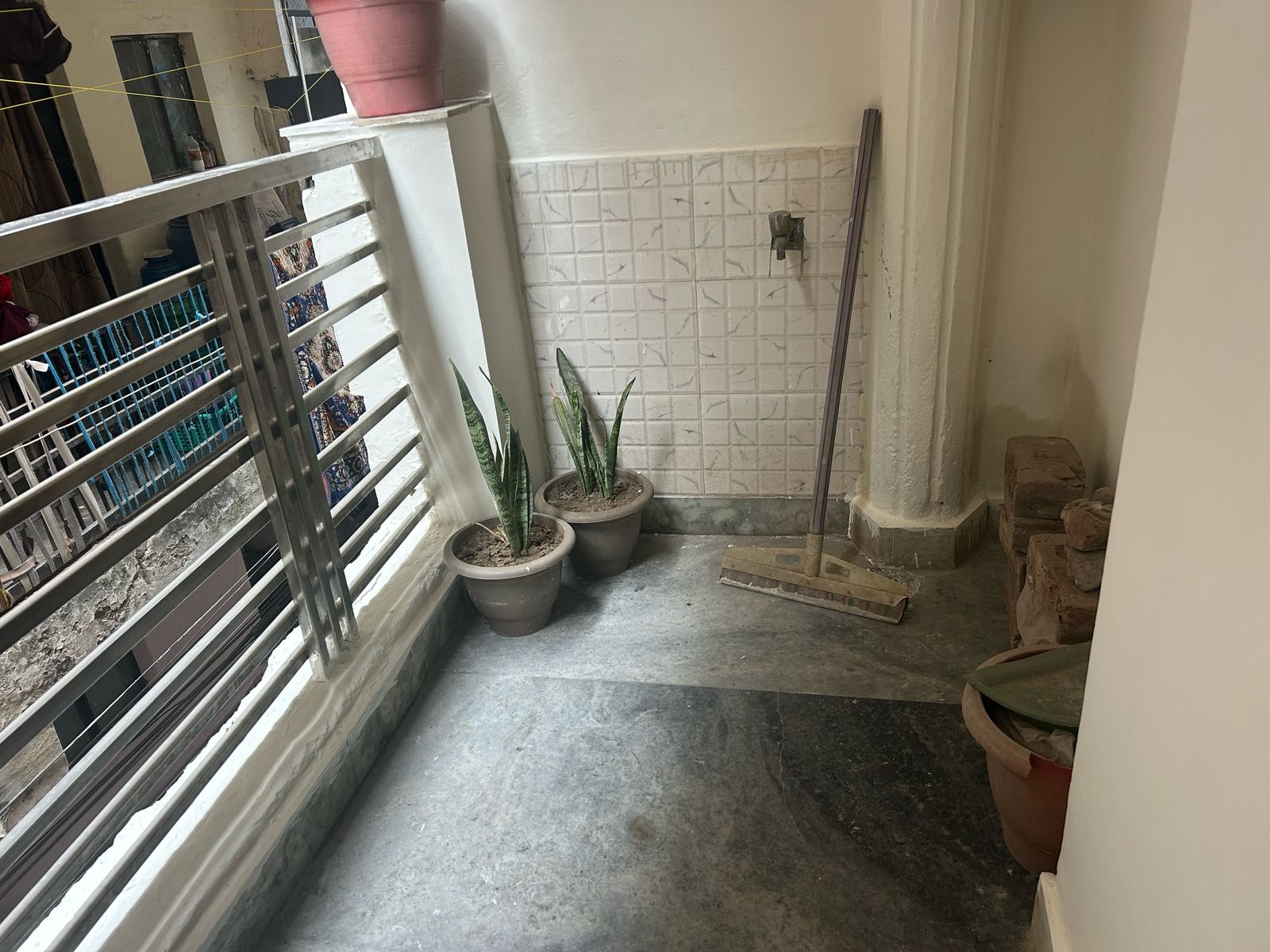 1 BHK Builder Floor For Rent in Saket