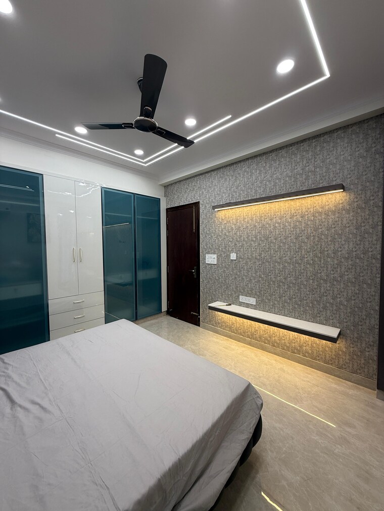 Bedroom, srishti-greenfield-homes 4 Bedroom 3500 Sq.Ft. Builder Floor In Green Fields Colony Faridabad 8769438