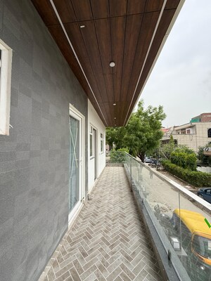 Balcony in 4 BHK Builder Floor at Srishti Greenfield Homes, Green Fields Colony – for Sale