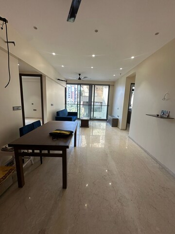 Living Room in 3 BHK Apartment at Santacruz West – for Rent