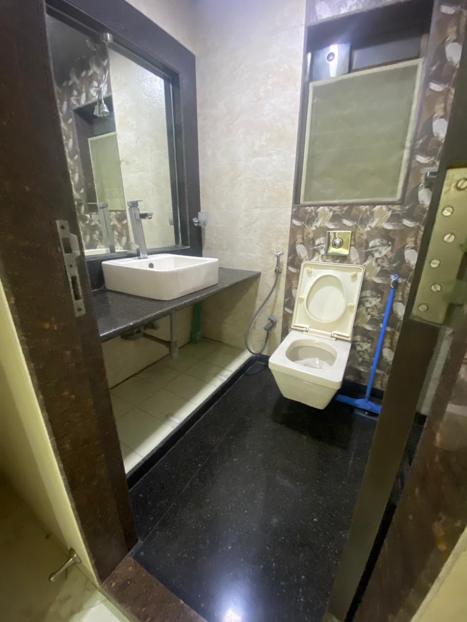 2.5 BHK + Pooja Room Apartment For Rent in Tarangan Towers