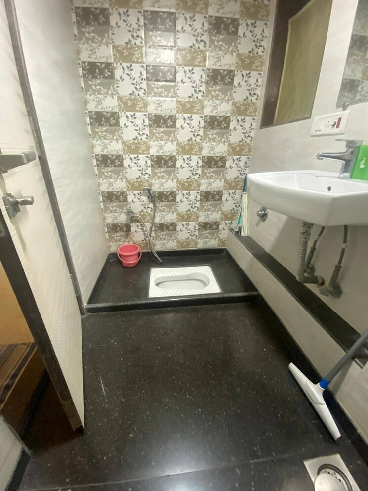 Kitchen, tarangan-towers 2.5 Bedroom 700 Sq.Ft. Apartment In Samata Nagar Thane 8769501