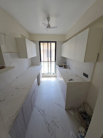 3 BHK Apartment For Rent in Rishabraj Blue Lotus, Khar West