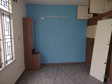 Room in 4 BHK Independent House at Hsr Layout – for Rent