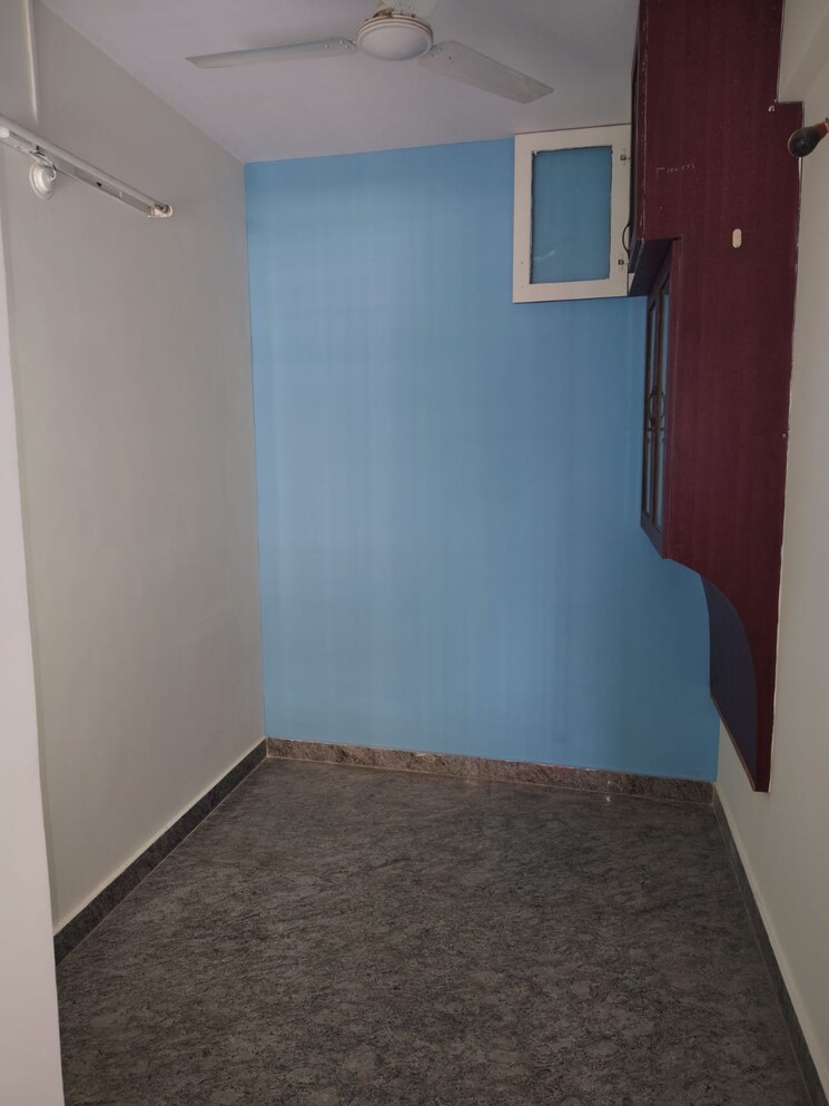 Room, hsr layout 4 Bedroom 2000 Sq.Ft. Independent House In Hsr Layout Bangalore 8769541