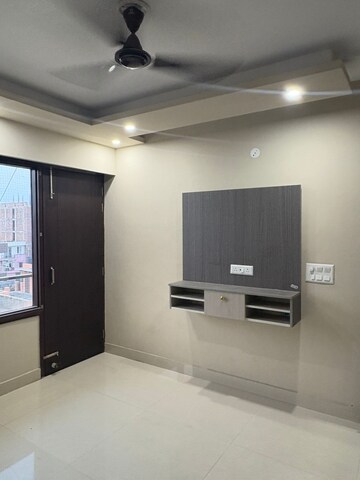 Room in 2 BHK Builder Floor at Palam Vihar Extension – for Rent