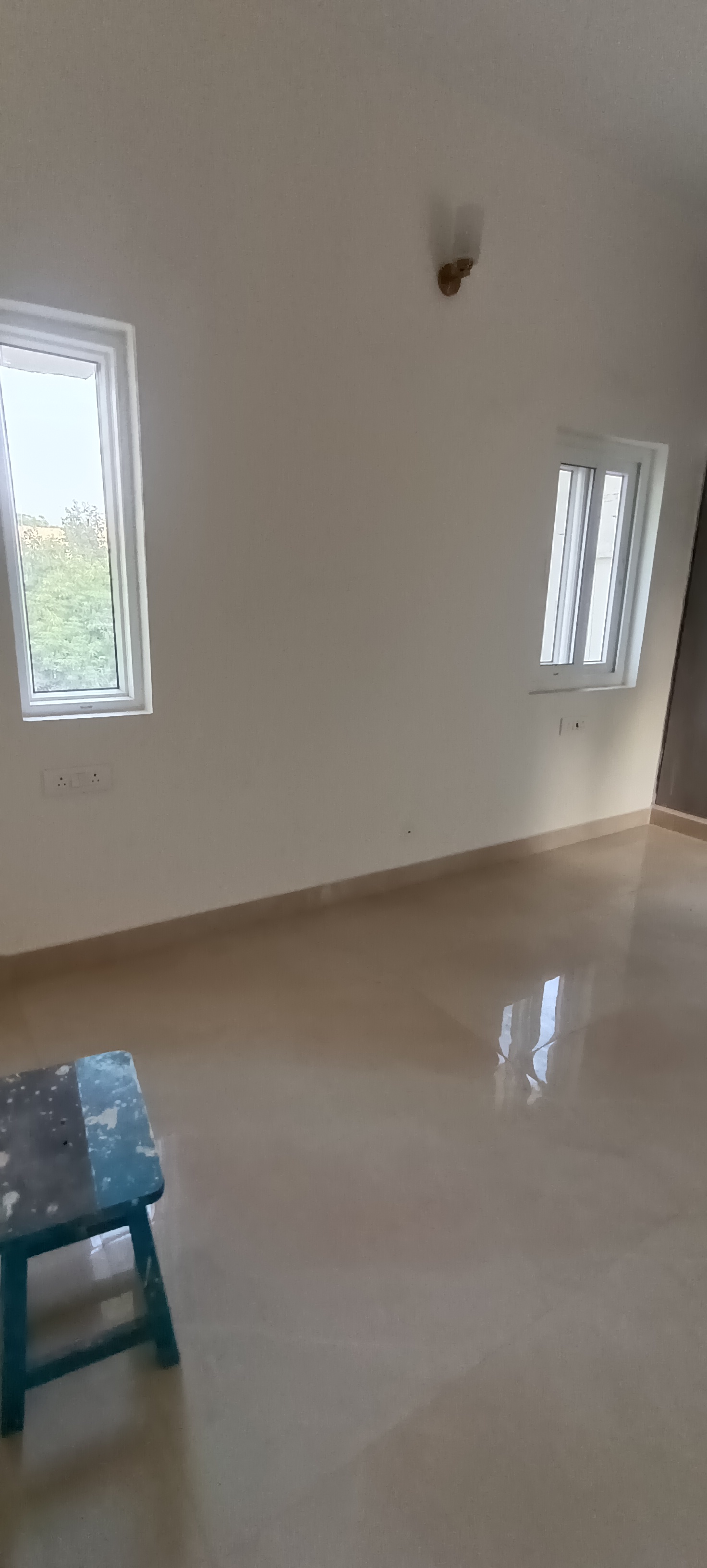 3.5 BHK + Extra Room Builder Floor For Rent in Kalkaji