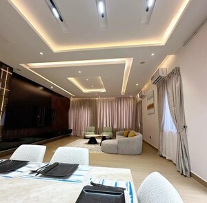 Living Room in 2.5 BHK Builder Floor at Sector 29 – for Sale