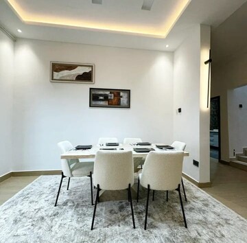 Master Bedroom in 2.5 BHK Builder Floor at Sector 29 – for Sale