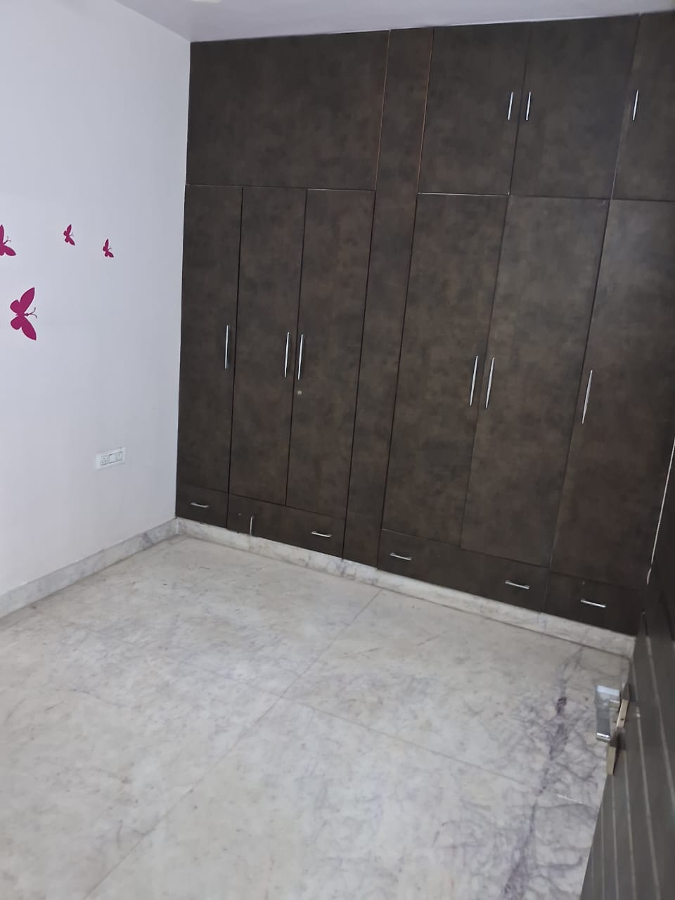 3 BHK Apartment For Rent in Takshila Appartment 