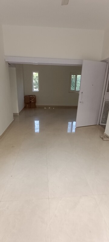 Room in 3.5 BHK Builder Floor at Kalkaji – for Rent