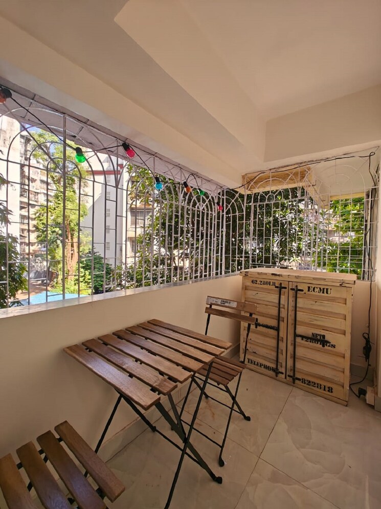 Balcony, bandra west 1 Bedroom 550 Sq.Ft. Apartment In Bandra West Mumbai 8769538