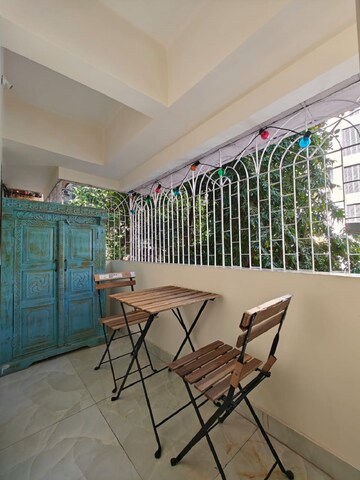 Balcony in 1 BHK Apartment at Bandra West – for Rent