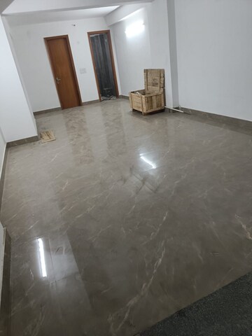Team Area in  Showroom at Shahpur Jat – for Rent