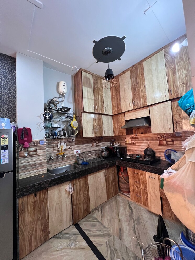 Kitchen, palam vihar extension 2 Bedroom 1000 Sq.Ft. Builder Floor In Palam Vihar Extension Gurgaon 8769569