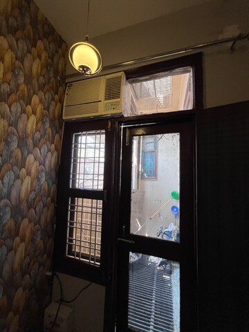 Room in 2 BHK Builder Floor at Palam Vihar Extension – for Rent