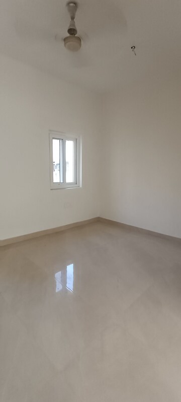 Room in 3.5 BHK Builder Floor at Kalkaji – for Rent