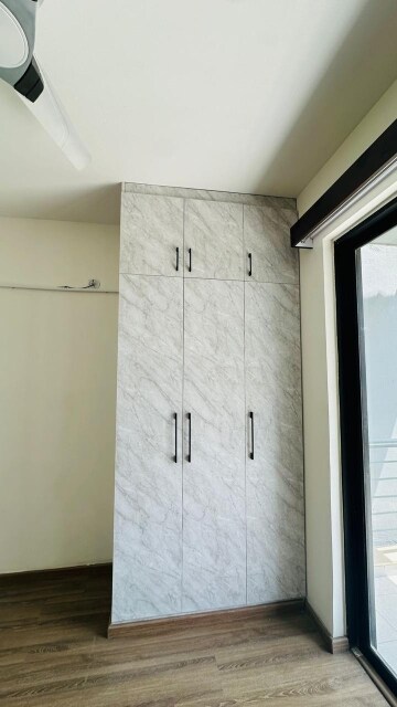 Furnished Amenities in 3 BHK Apartment at Sidhartha NCR One, Sector 95 – for Rent