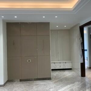 Building Lobby in 4 BHK Builder Floor at Ansal API Esencia, Sector 67 – for Sale