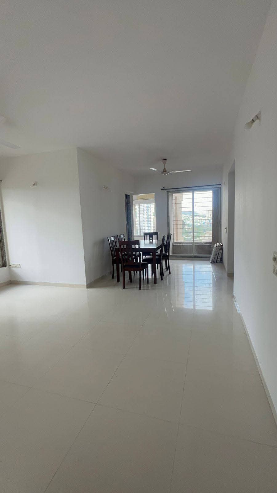 2 BHK 750 Sq.Ft. Apartment in Silver Arch Goregaon West