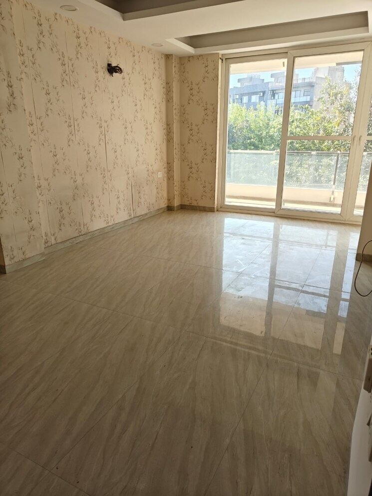 Room, sector 57 3 Bedroom 1750 Sq.Ft. Builder Floor In Sector 57 Gurgaon 8769608