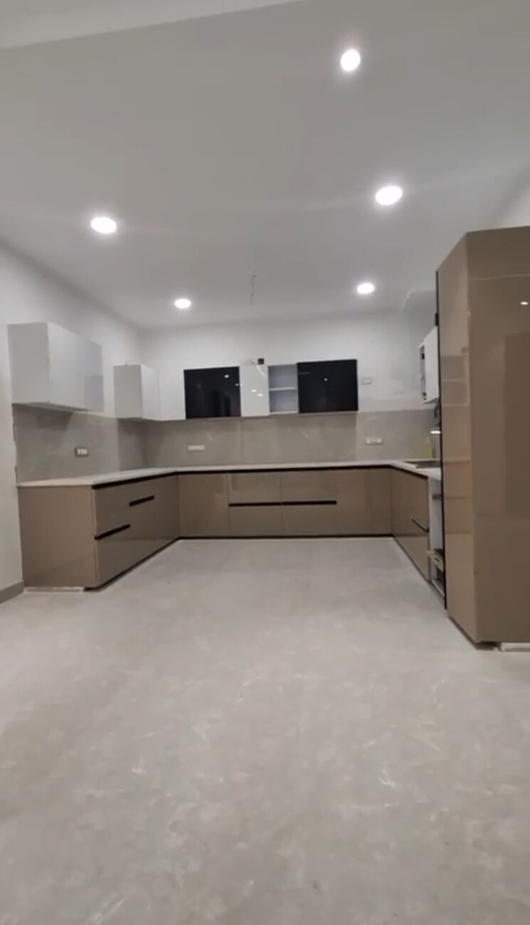 Kitchen, bp-homes 4 Bedroom 350 Sq.Yd. Builder Floor In Sector 85 Faridabad 8769721