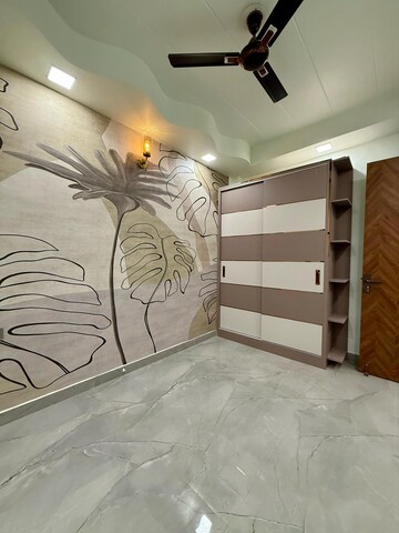 2 BHK Apartment For Rent in Niti Khand